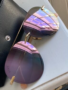 Diff Eyewear Lenox Aviator in Gold + Taupe Flash Polarized Lenses